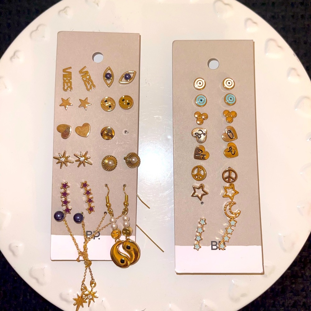 BPβ Super Cute Earring Bundle 18 Sets